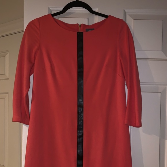 Vince Camuto Shift Dress - Picture 2 of 3